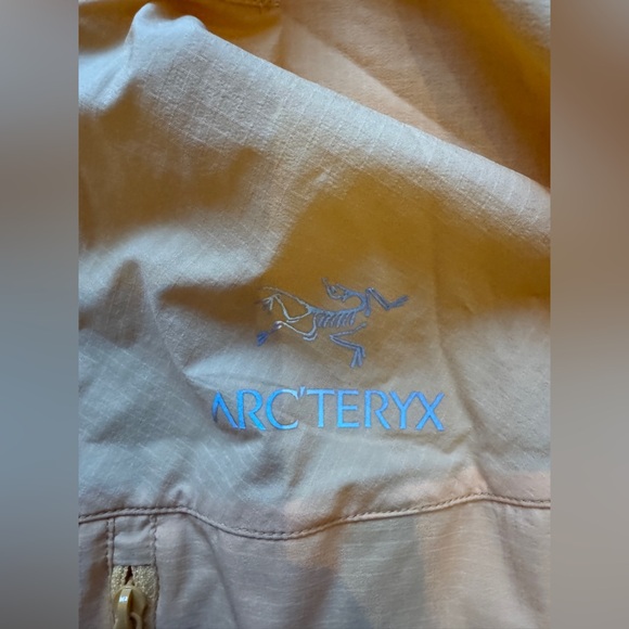 🔥 Arcteryx Women’s Squamish Hoody - Size Medium - Picture 4 of 6